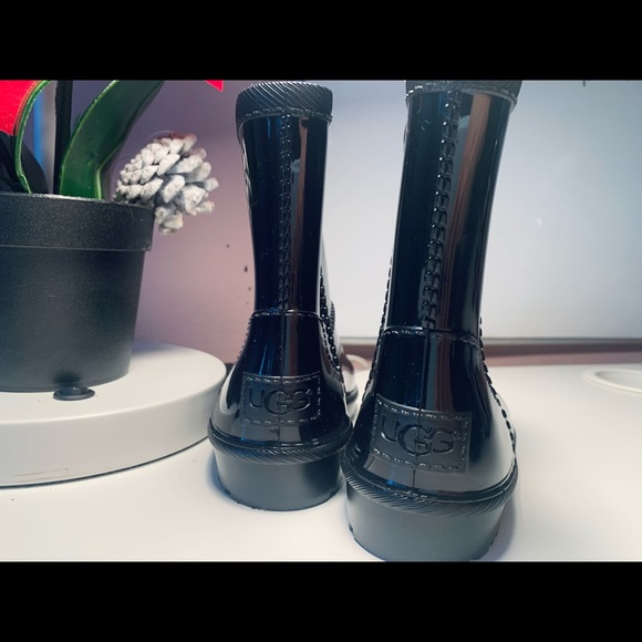 UGG Rahjee Waterproof Rain Boot - Picture 3 of 5